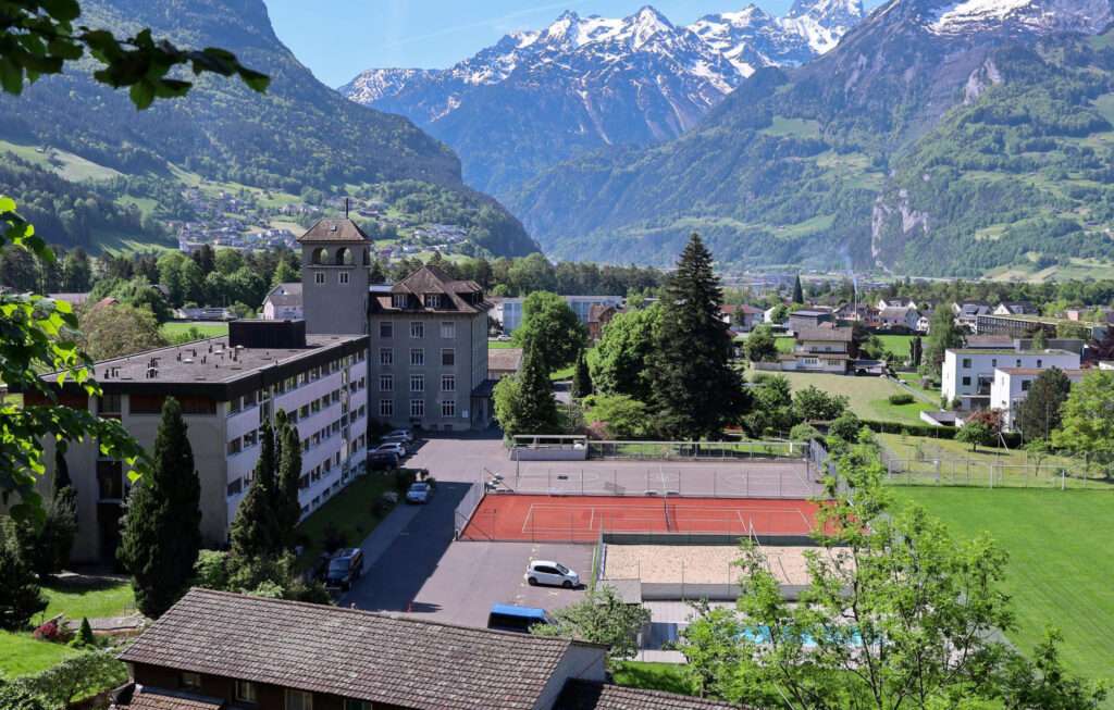 International School Altdorf Hintergrund